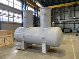 Gas condensate drainage tank