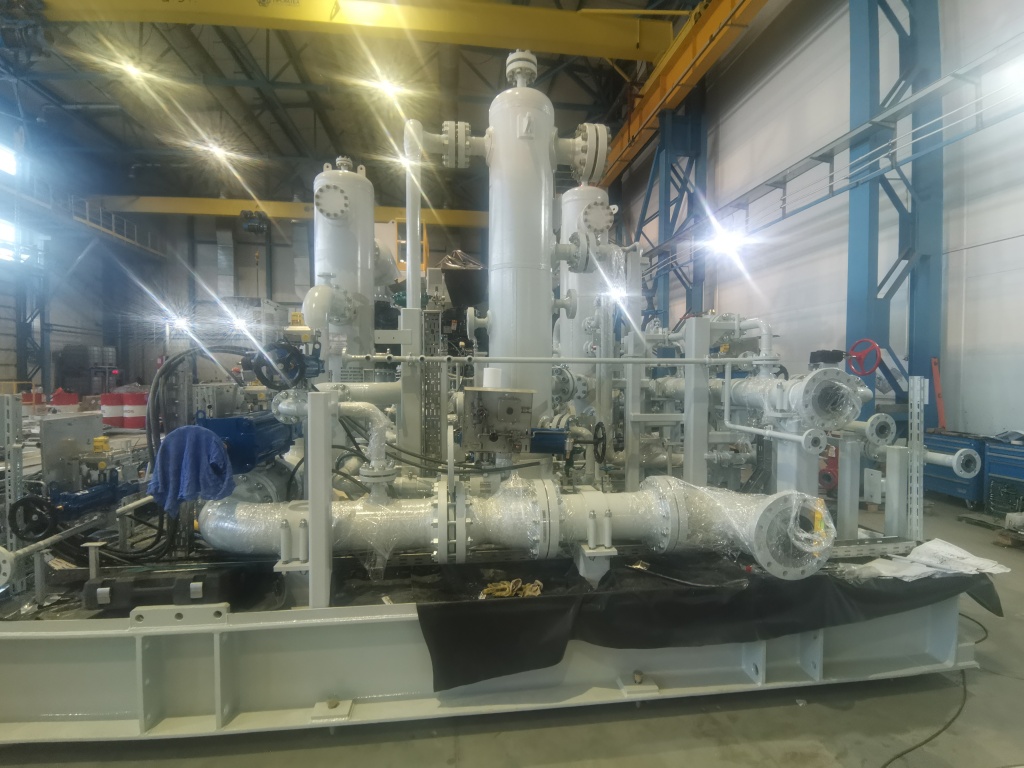 На производстве компании продолжаются работы по изготовлению Поршневой компрессорной установки с последующей поставкой в Республику Камерун (Африка)